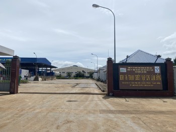 LĐ1.jpg